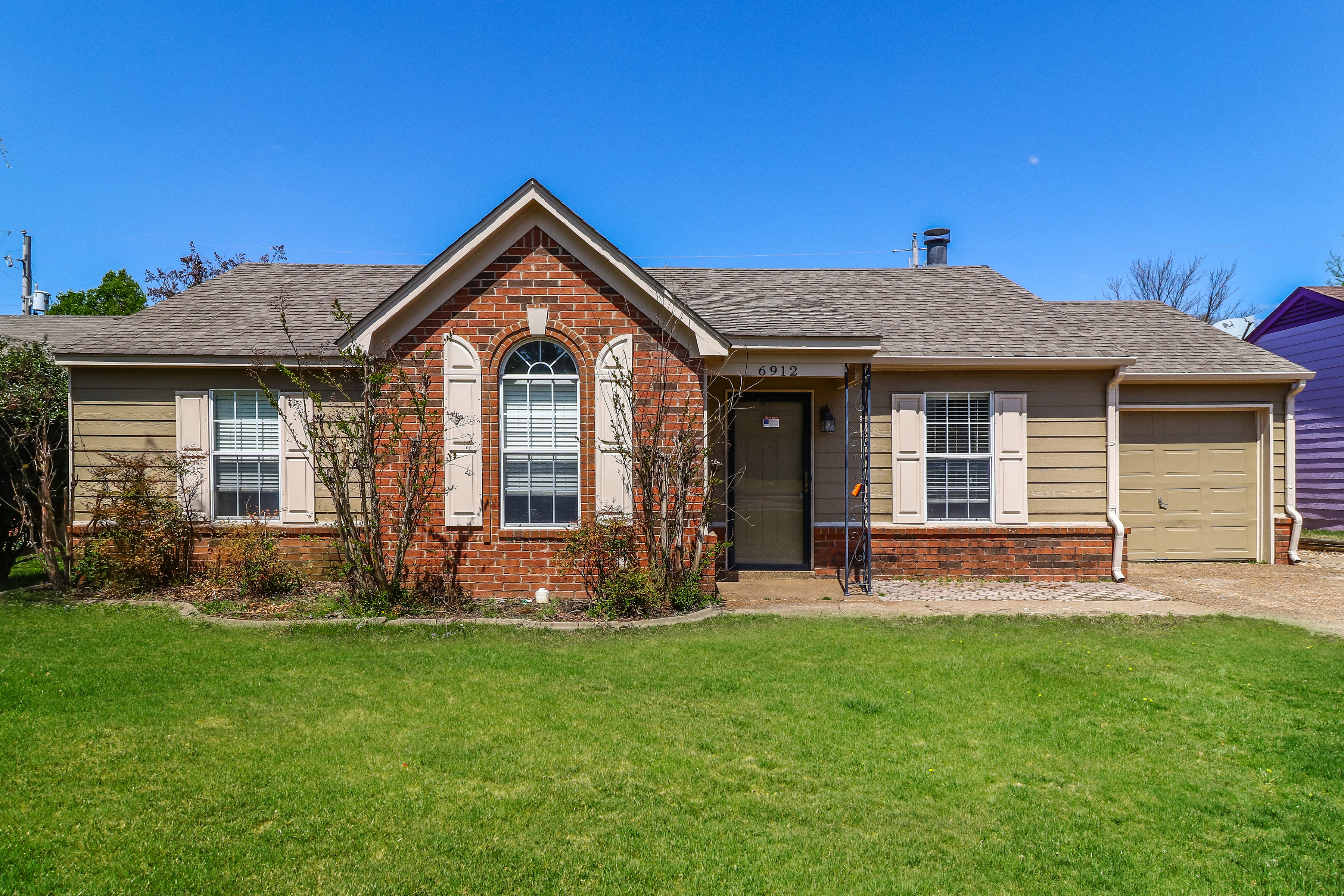 6912 LAGRANGE HILL RD Cordova, TN 38018